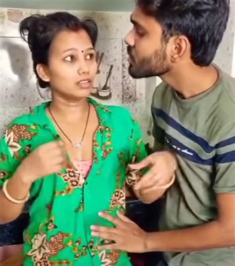 dever bhabhi sex story in hindi|छत पर भाभी की चुदाई देवर के लंड से